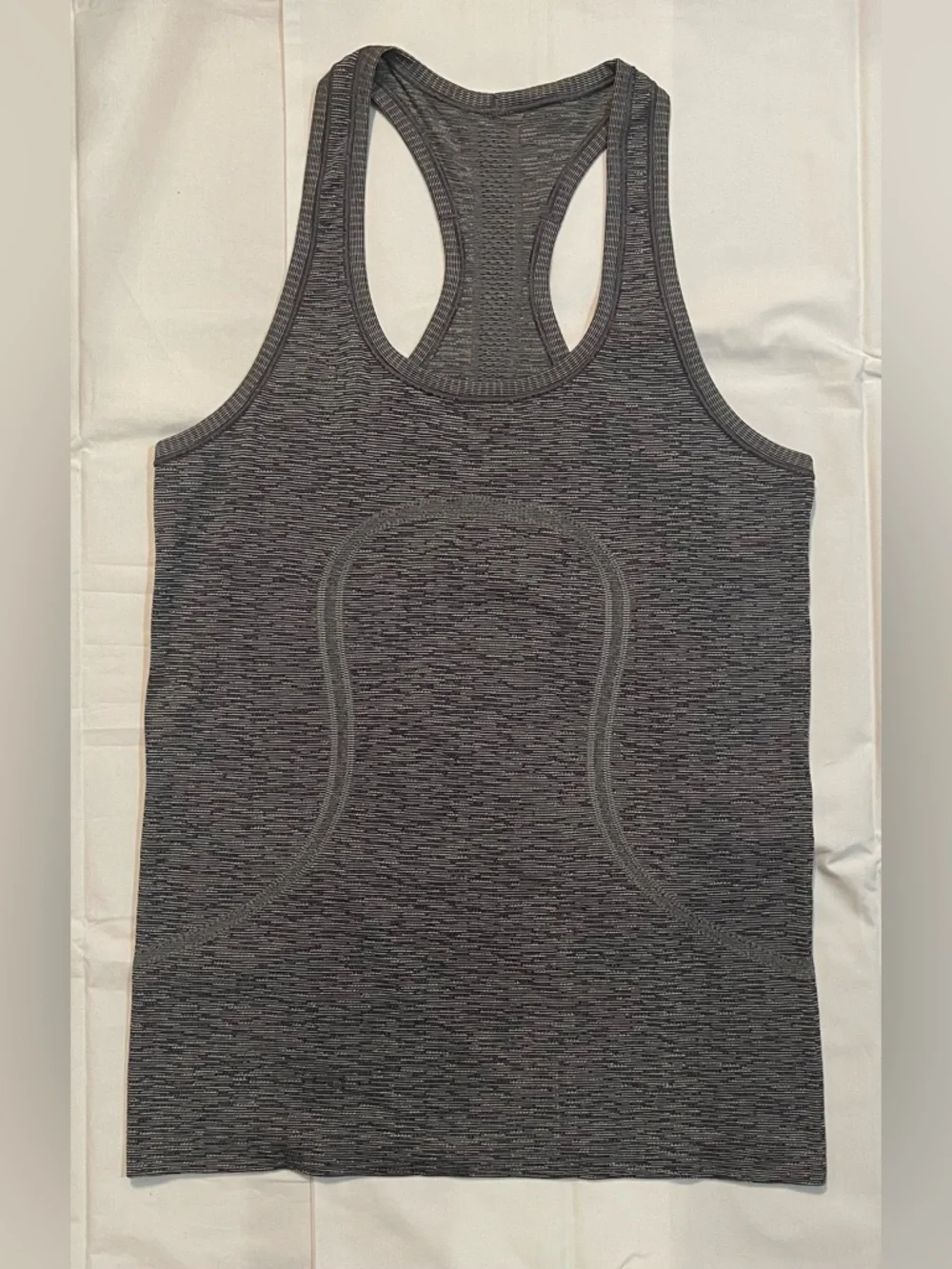 Lululemon Swiftly Tech Racerback ~size 8~ - Picture 2 of 10